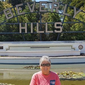 Meet your Posher, Debbie